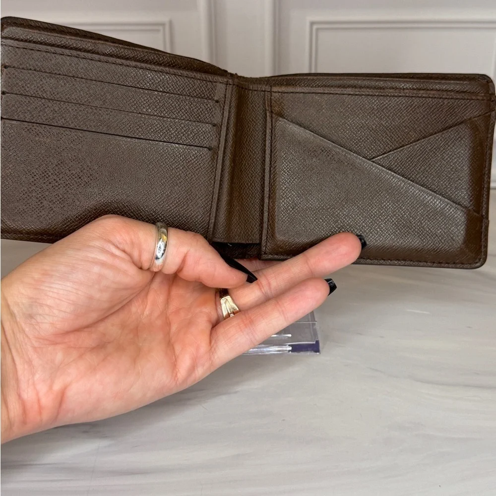 Louis Vuitton Damier Ebene Men’s Bifold Wallet | Classic Brown Damier